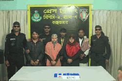 কক্সবাজারে ইয়াবাসহ র‌্যাবের হাতে আটক ৫