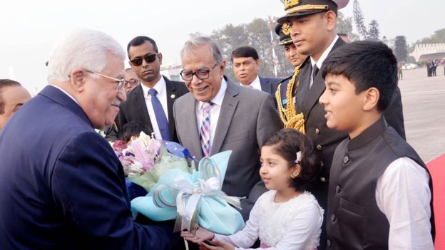 ফিলিস্তিনের প্রেসিডেন্ট মাহমুদ আব্বাস ঢাকায় 